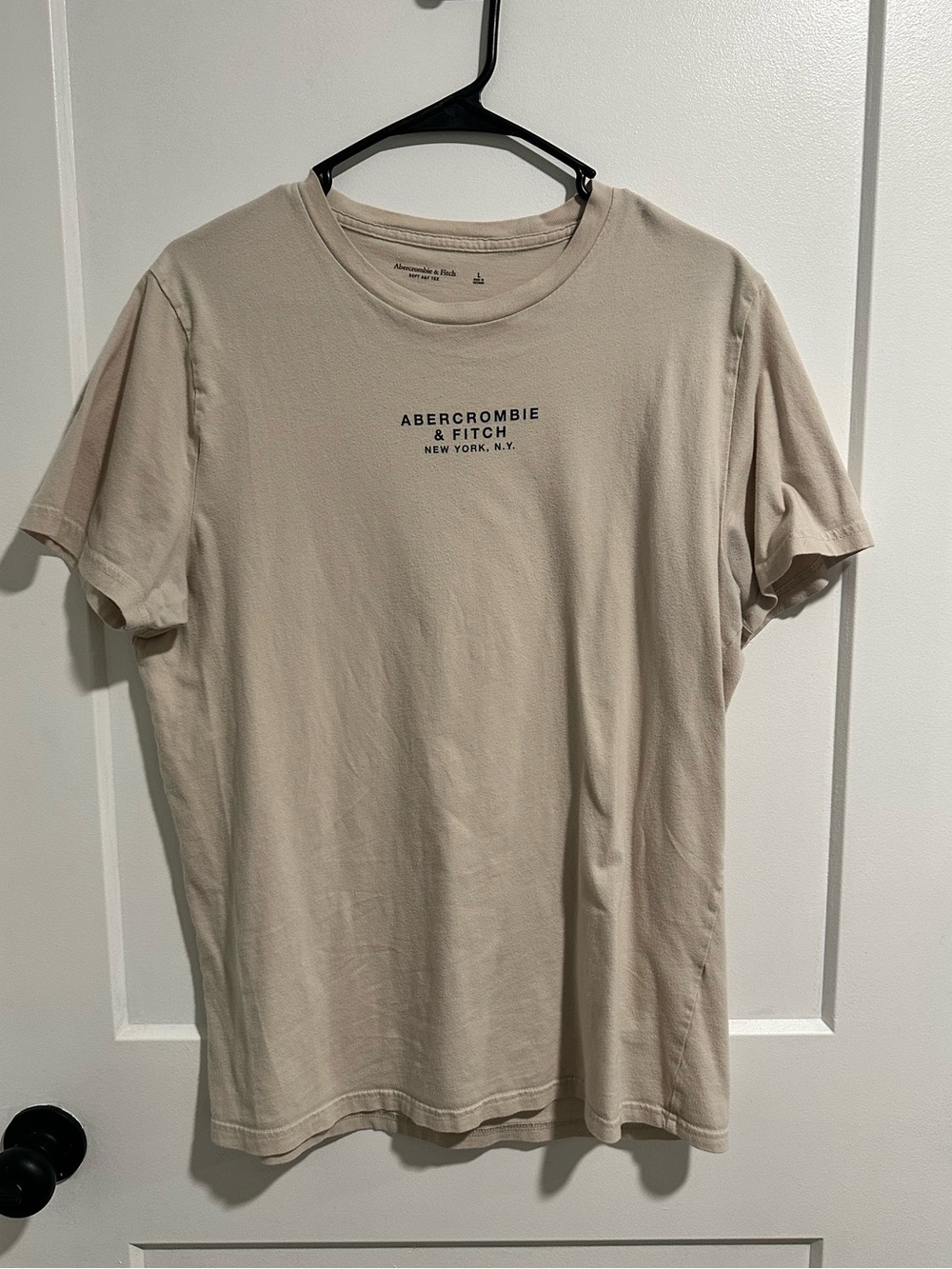 Abercrombie & Fitch Men's Sand Logo Crew Neck Tee